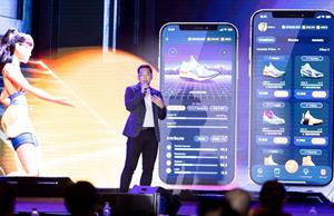 CEO Stephen Phan presents NFT Sneakers at Vietnam NFT Summit 2022