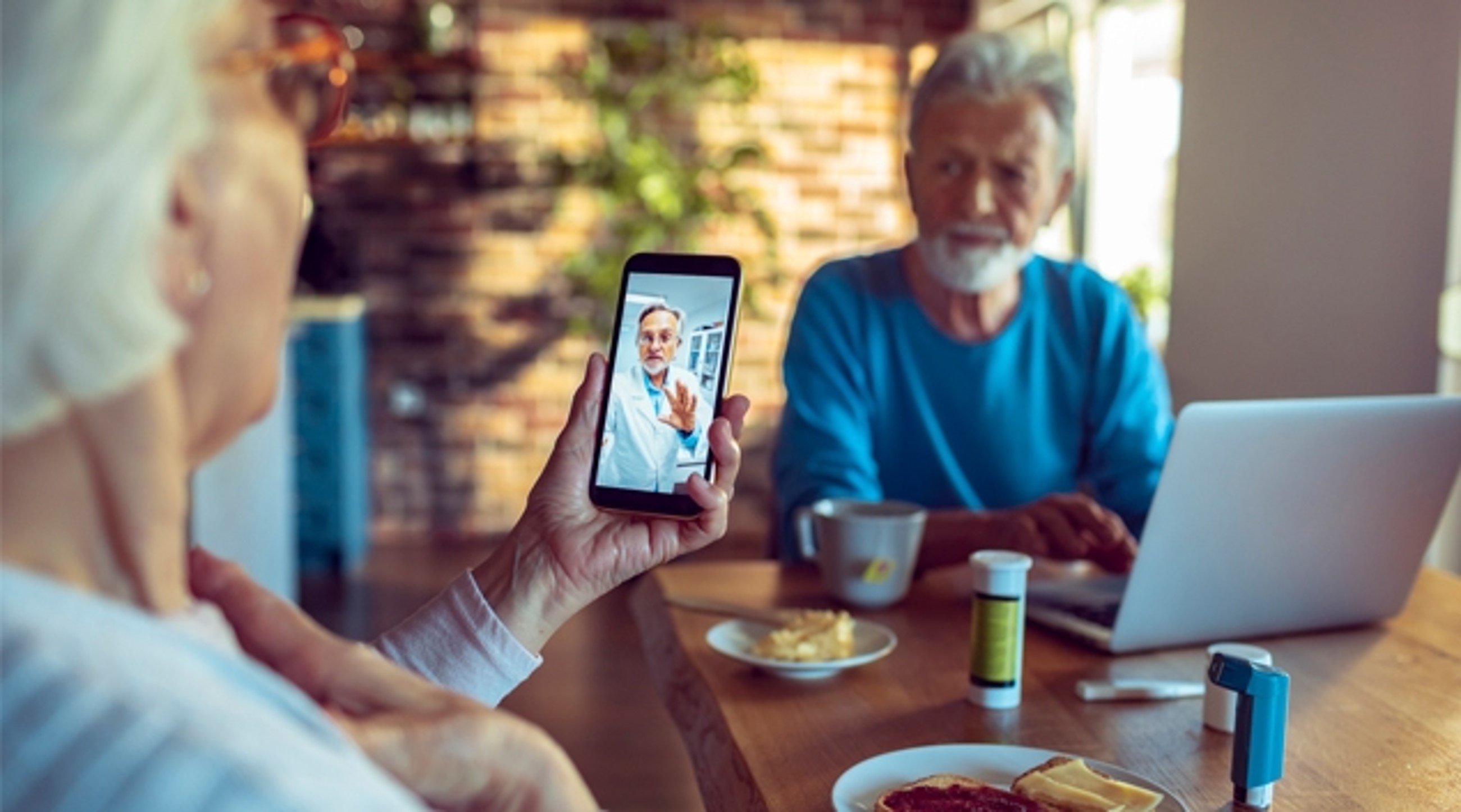 CareXM's Virtual Visits allow clinicians to connect with patients more frequently, enhancing care delivery and boosting clinician capacity by up to 250%. This innovative approach helps healthcare providers like Enhabit Home Health & Hospice efficiently manage growing patient demands without the need for additional staff.