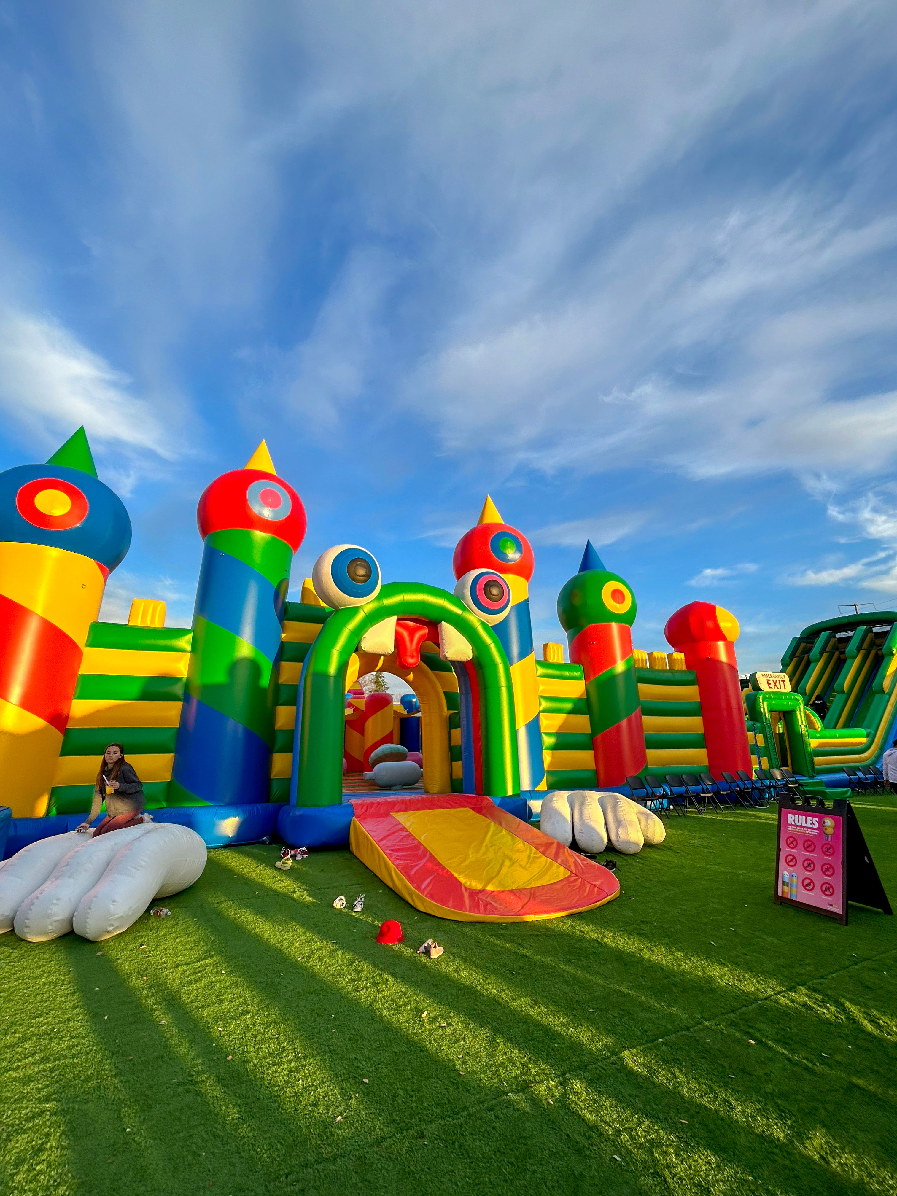 FUNBOX, world's biggest bounce park entrance