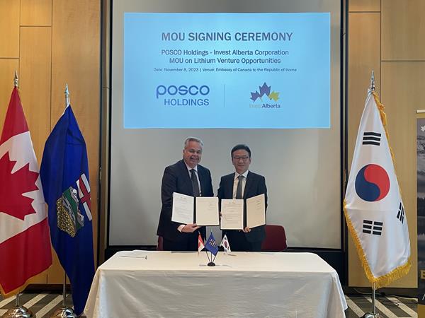 POSCO Holdings and Invest Alberta MOU Signing