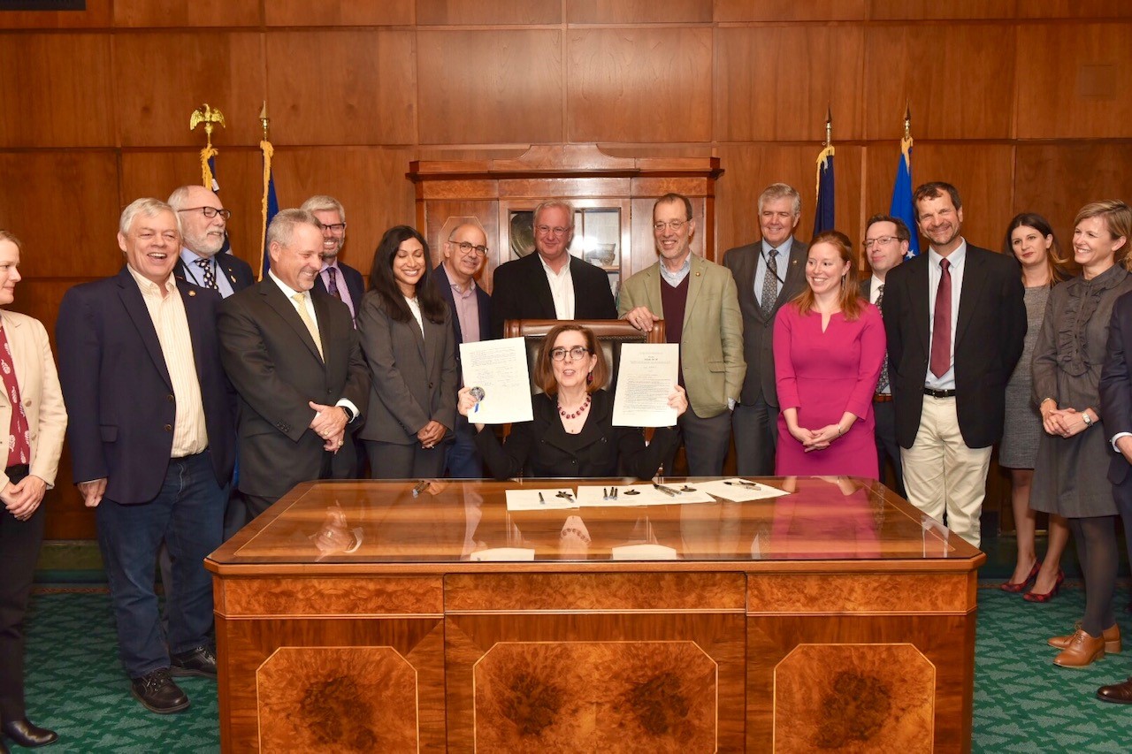 Governor Kate Brown_SB98 RNG bill signing_9.17.19