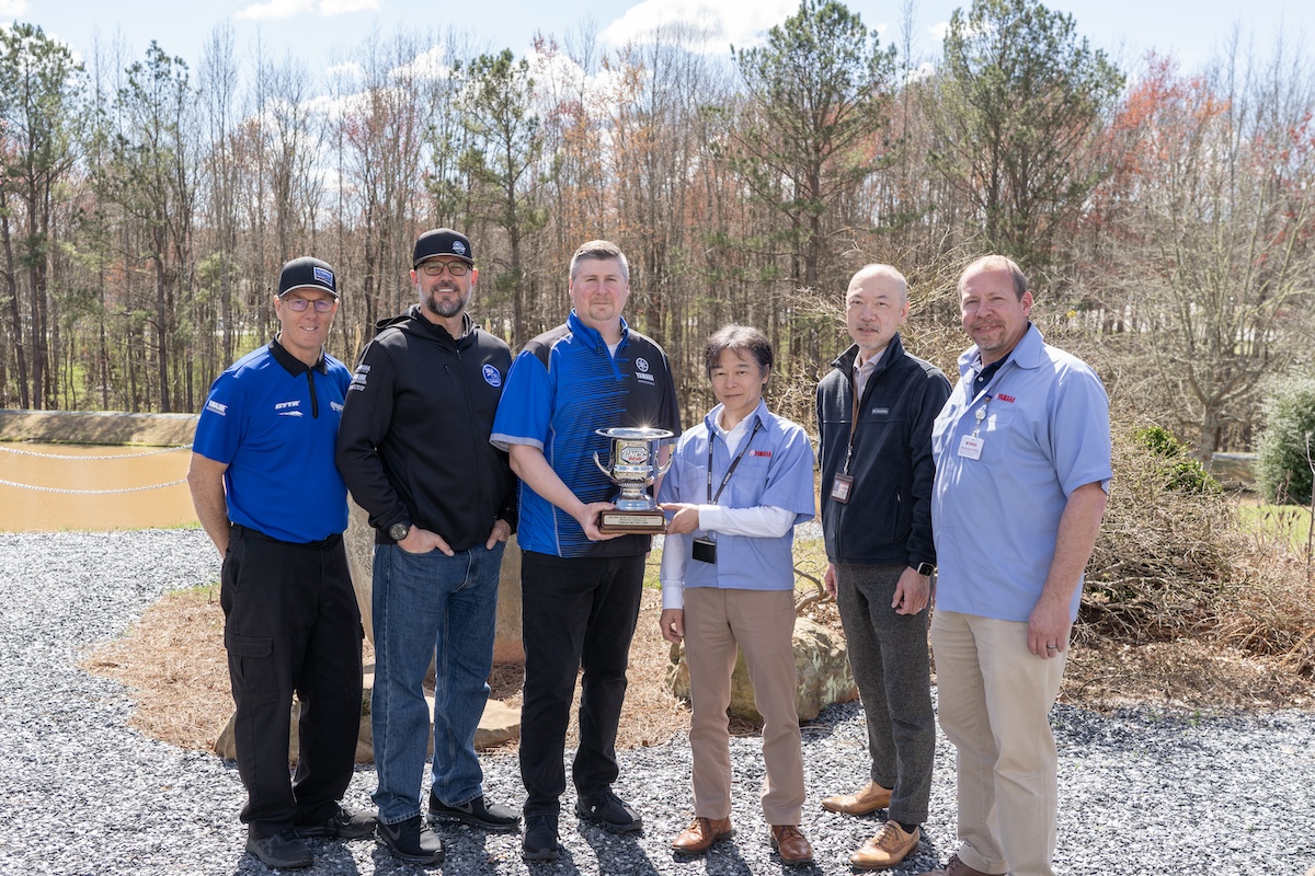 Another highlight of the event was the presentation of the GNCC’s Manufacturer’s Cup award from the Yamaha Motorsports team to YMMC’s president, Taka Imanishi, and YMMC’s VP of manufacturing, Bob Brown.