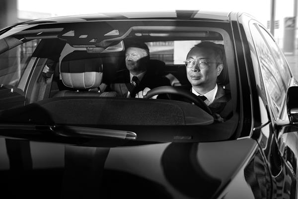 Blacklane chauffeur and guest