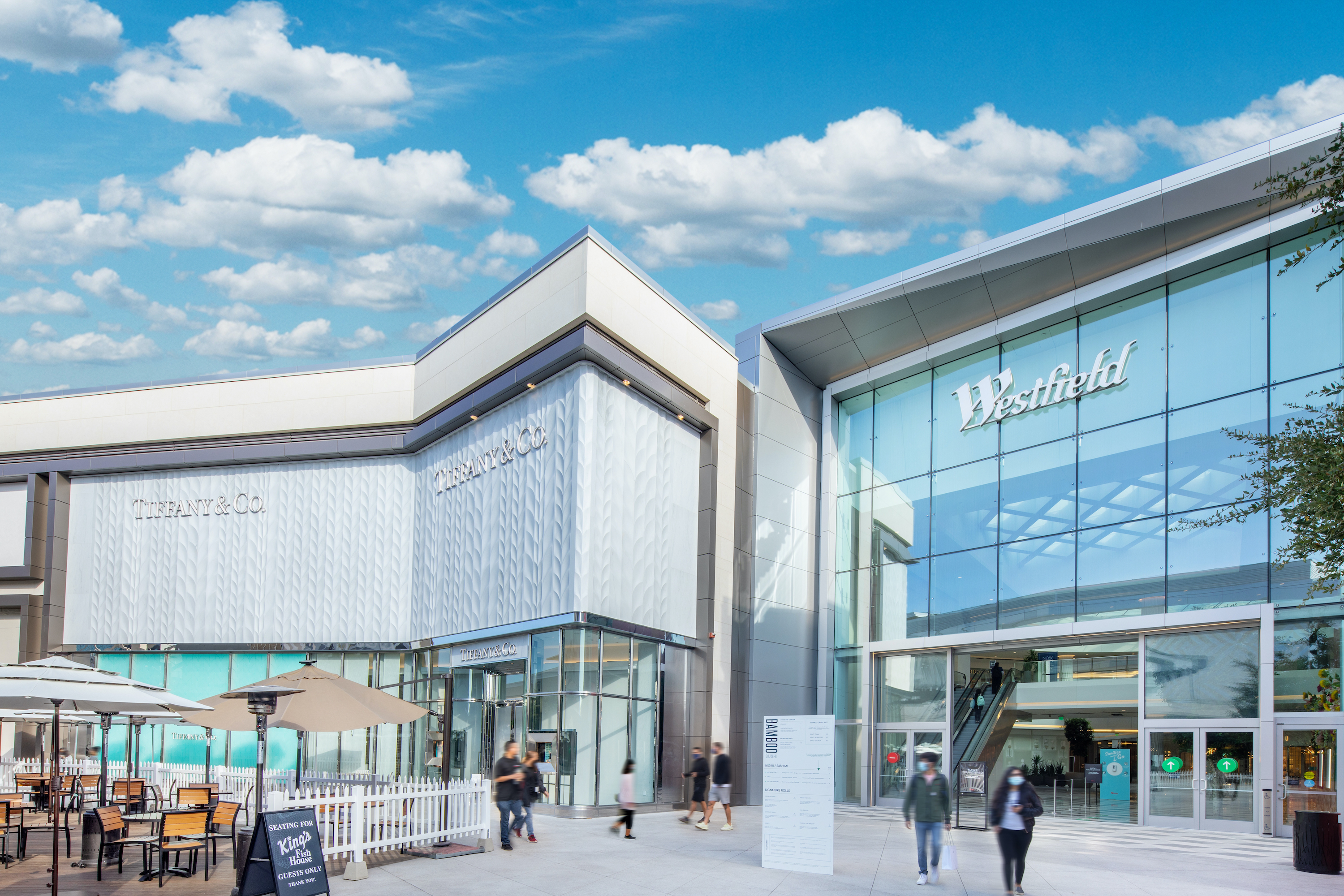 WESTFIELD VALLEY FAIR OPENS MORE THAN 40 NEW STORES AND