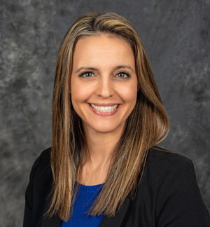 Physical Therapy Expert Nicole Swiatek of Amherst Explains Manual Therapy for Back Pain in Buffalo for HelloNation
