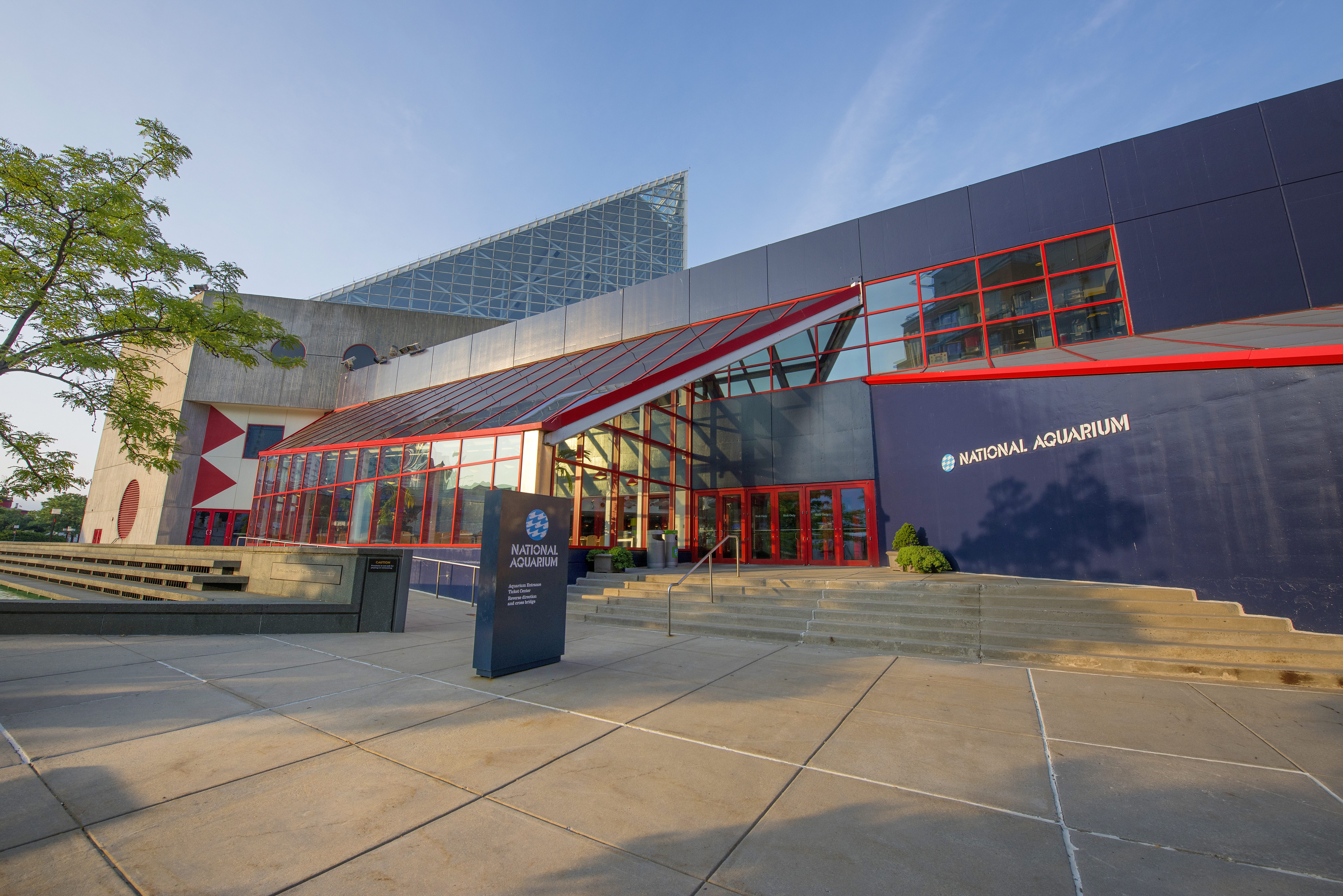 Balt-Nat Aquarium-1 entrance VEO_1220