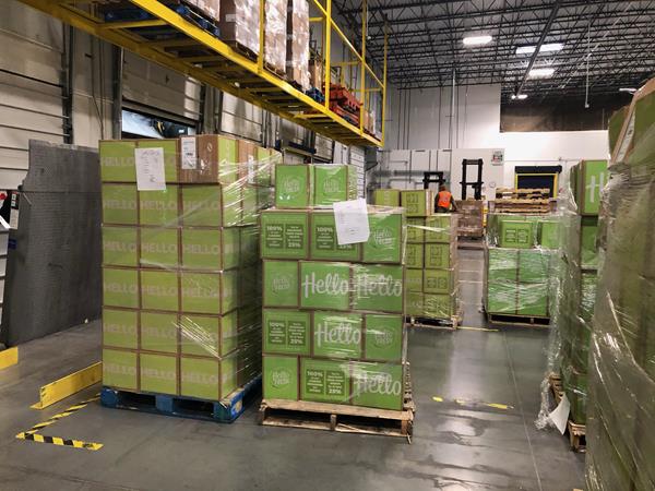 HelloFresh, America’s leading meal kit company, and their delivery services team at Grand Husky Logistics provided the North Texas Food Bank with one of their largest food donations this year- several truckloads of boxes equivalent to approximately 25,000 meal kits. 
