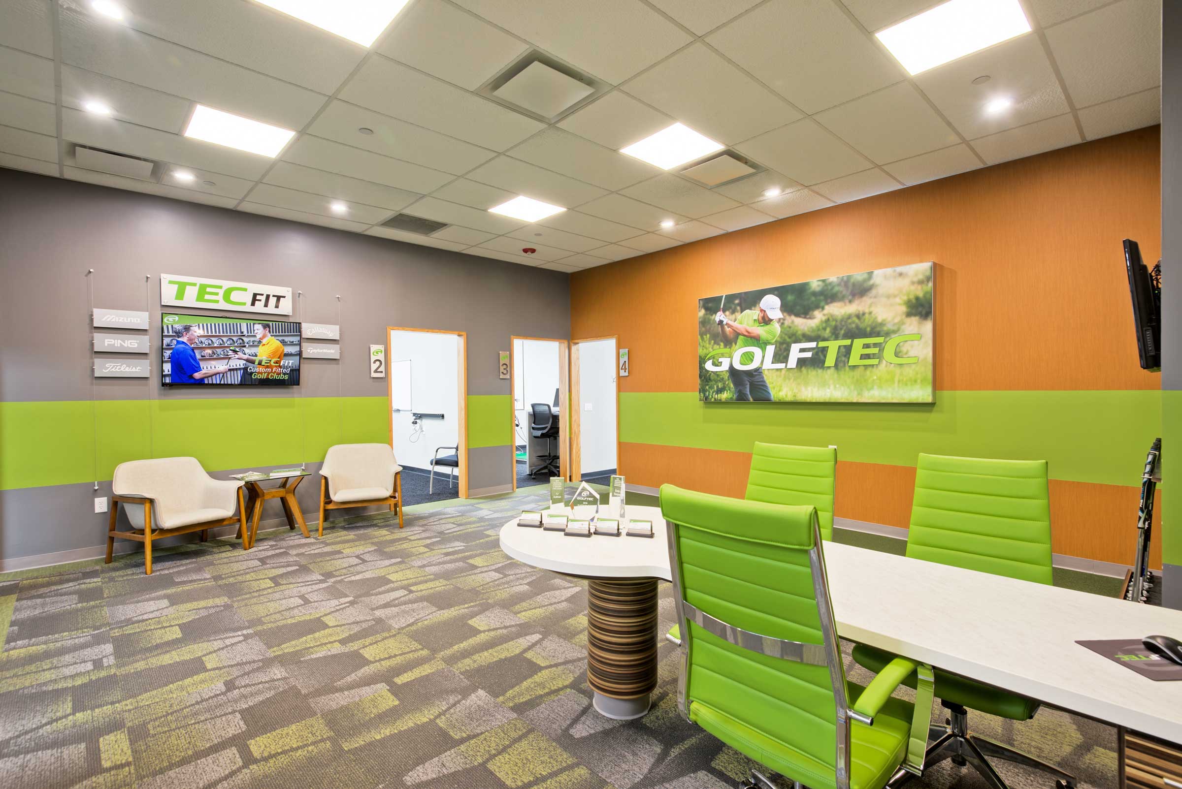 GOLFTEC Interior