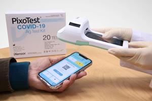 The PixoTest POCT Analyzer scans the QR Code ID from PixoHealth Pass User