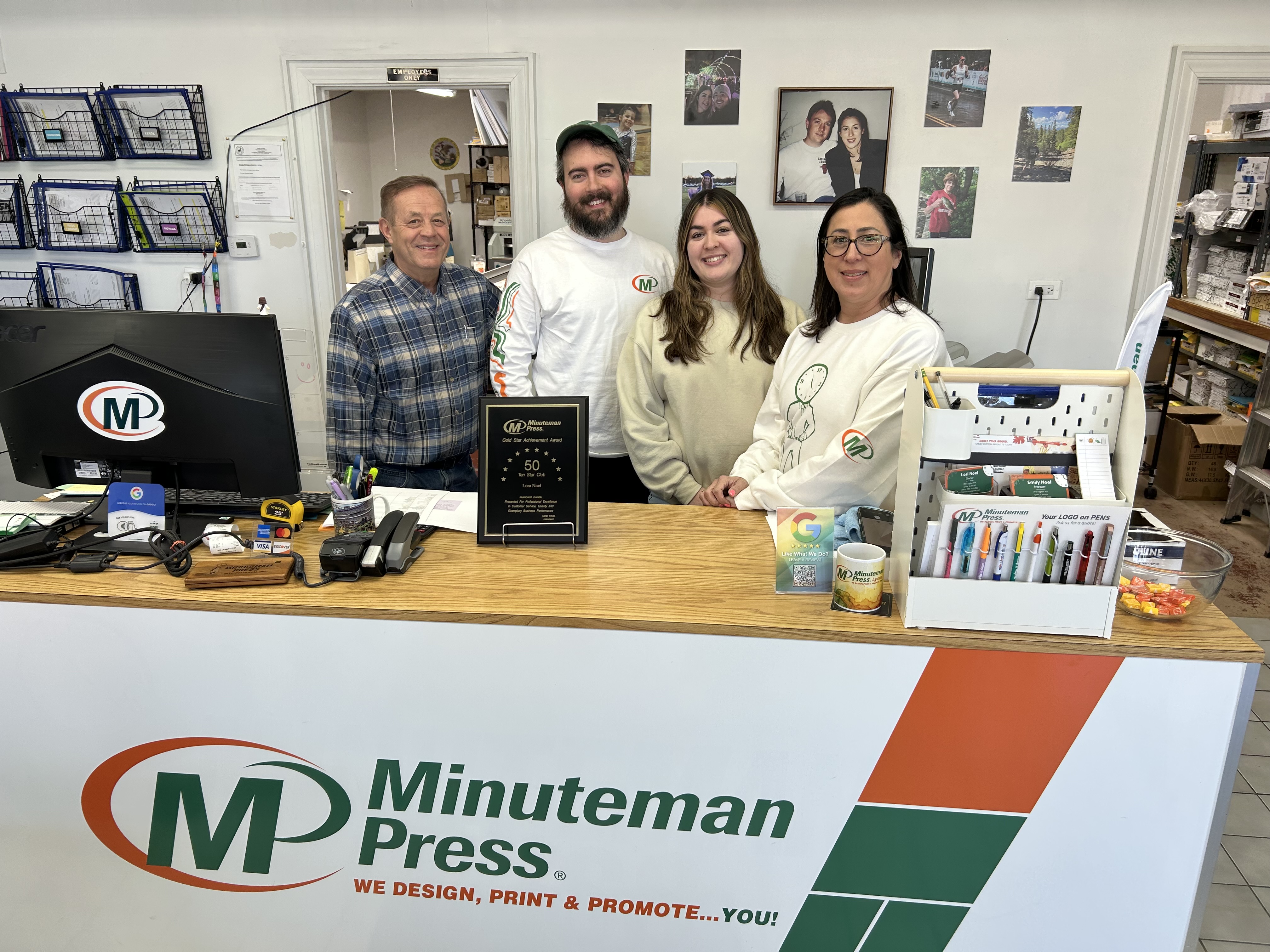 Minuteman Press Lyons IL Lora Noel and Team.jpg