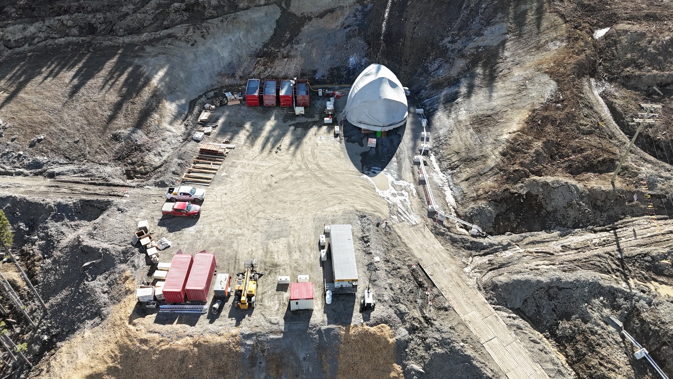 Lowhee Zone ventilation raise bore. 