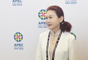 Bloomage Chairperson and CEO Zhao Yan speaking to media at the APEC CEO Summit 2023