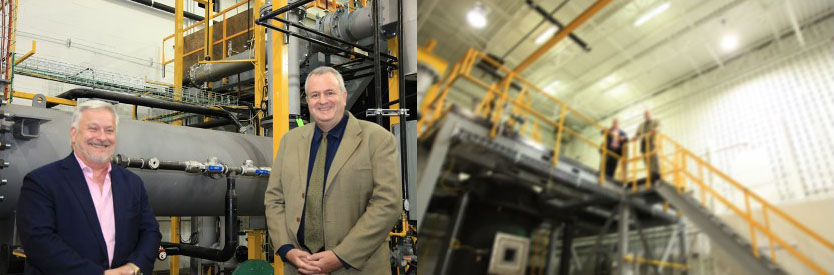 Image #1 P Peter Pascal & Bernard Tourillon à coté de l'usine pilote