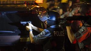 Police Face Protestors in Minneapolis