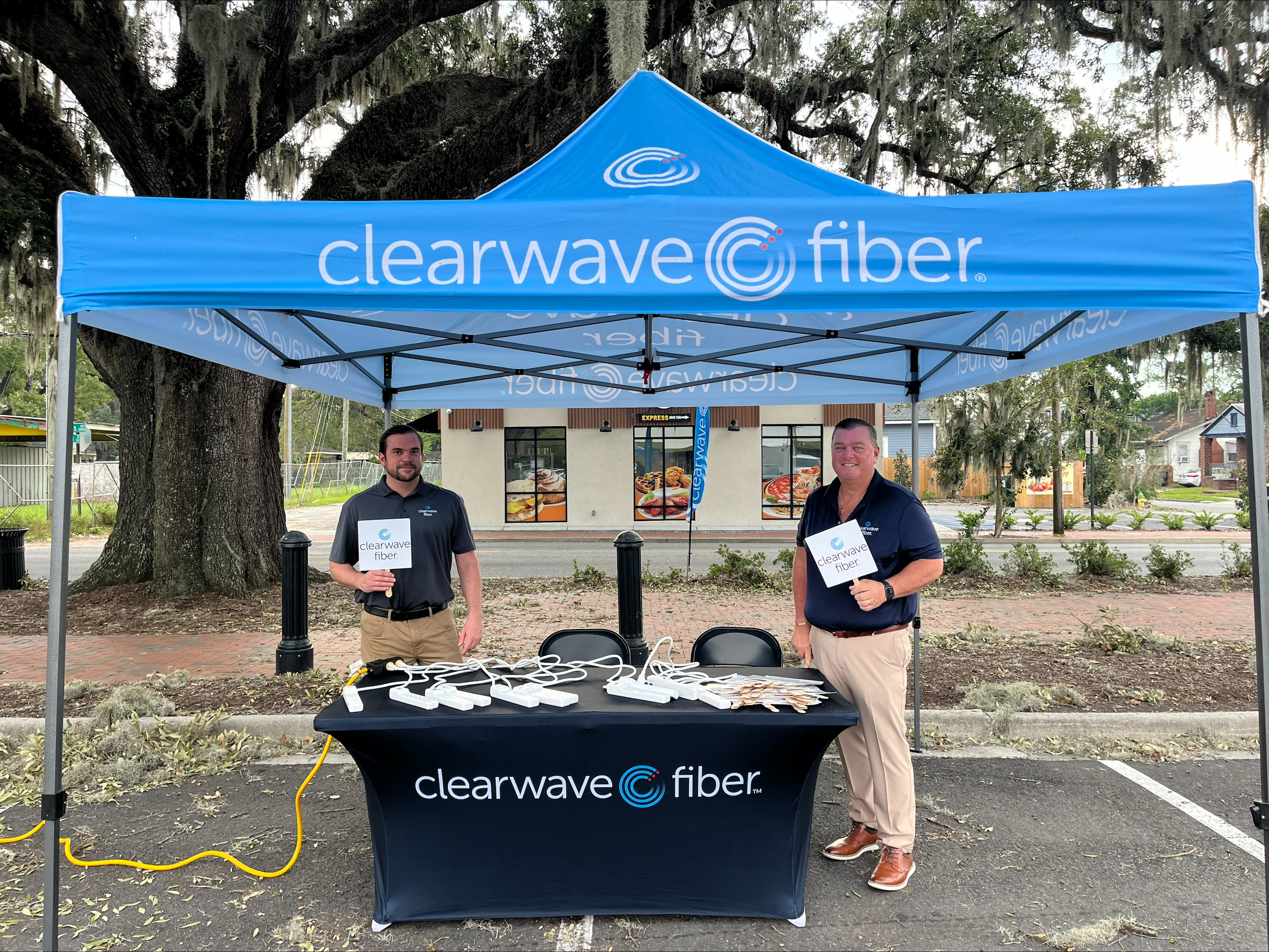 Clearwave Fiber Charging Station