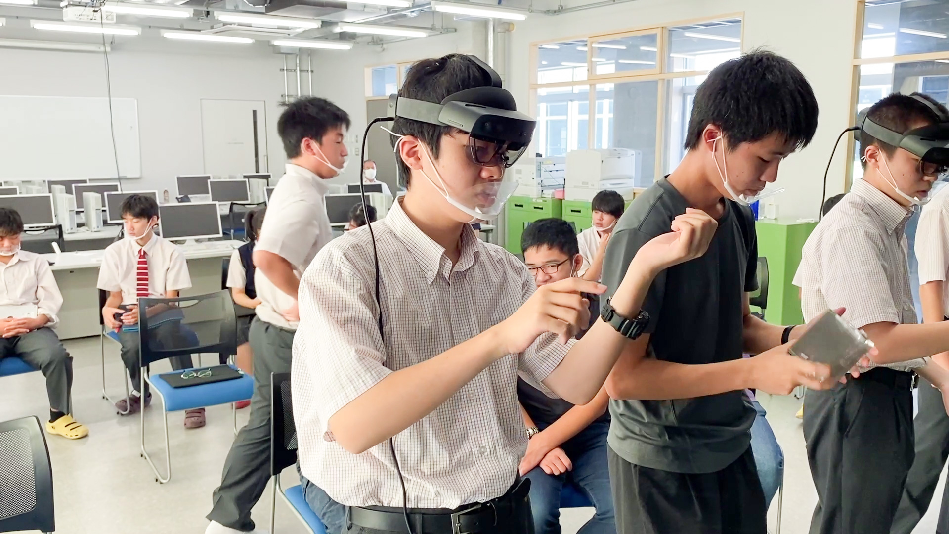 Students in experience-based remote lesson