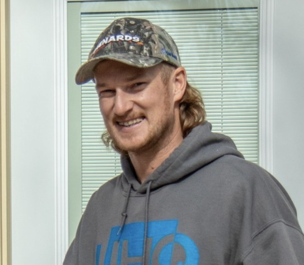 Expert Contractor Cory Getz Shares Guidance on Choosing the Right Siding Contractor in HelloNation