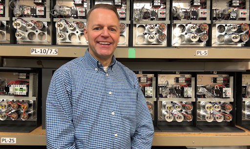 Mr. Phase Converter Jay Yuergens of New Berlin, WI Compares Phase Converter Options in HelloNation