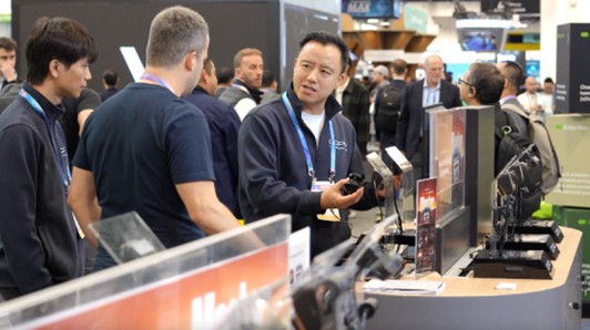 DDPAI engages with visitors at CES 2026 through live demonstrations and discussions, illustrating how advanced imaging and AI-driven intelligence are reshaping the future of dashcams.