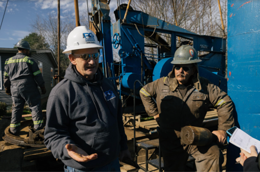 Denny Mong (Right) is pictured with P&G President of P&A Services Steve Plants (Left).