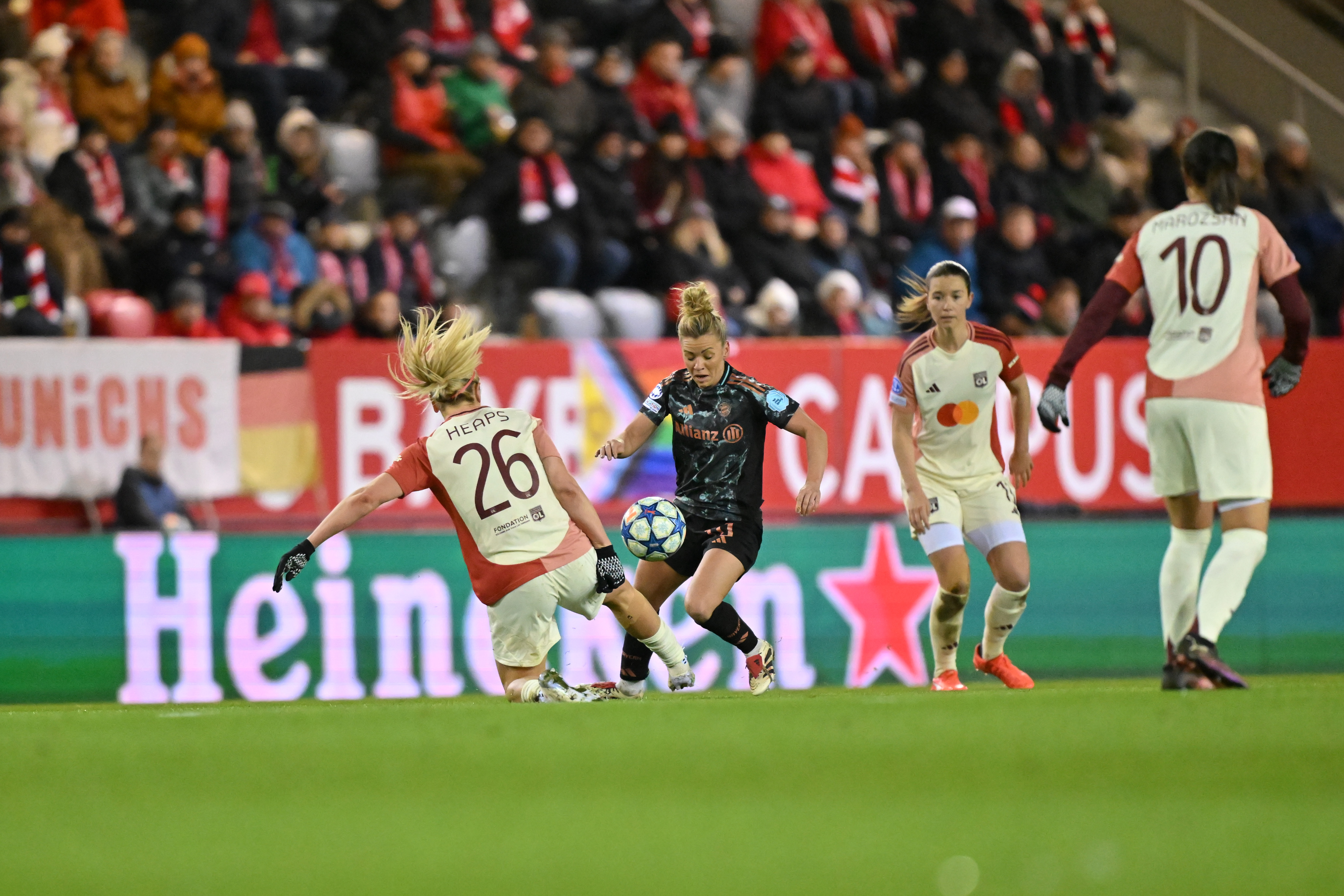 FC Bayern München v Olympique Lyonnais - UEFA Women's Champions League Quarter Finals First Leg copy