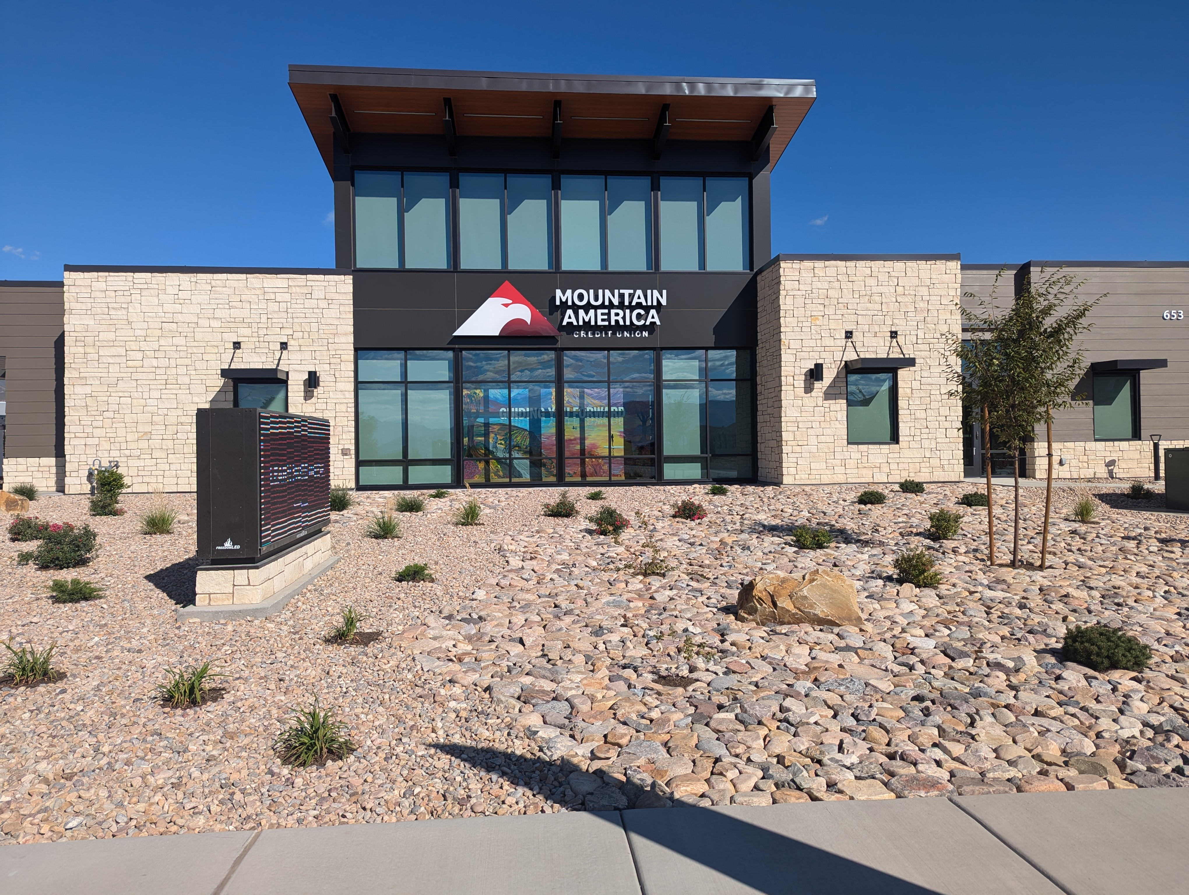 Vineyard Branch Grand Opening: Mountain America Credit Union celebrates grand opening of new branch in Vineyard, UT
