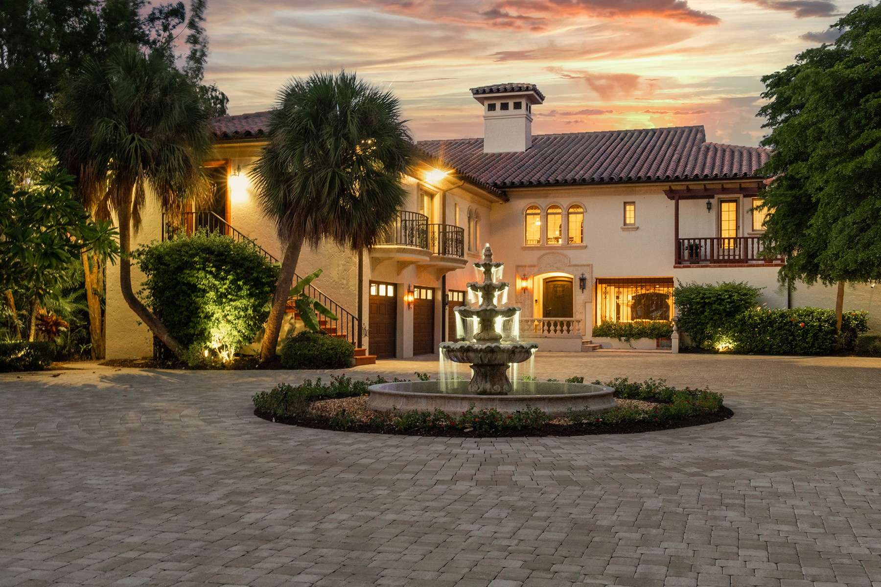 749 Freeling Drive: Bestselling Author Glenn Cooper’s Waterfront Estate Enters Market