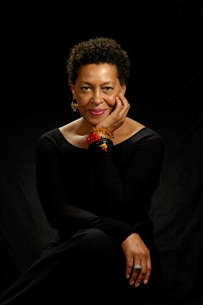 Internationally renowned artist Carrie Mae Weems is bringing her talent, experience and wisdom to Syracuse University when she arrives on campus on Feb. 1, the start of a three-year University Artist in Residence position. Photo © Jerry Klineberg.