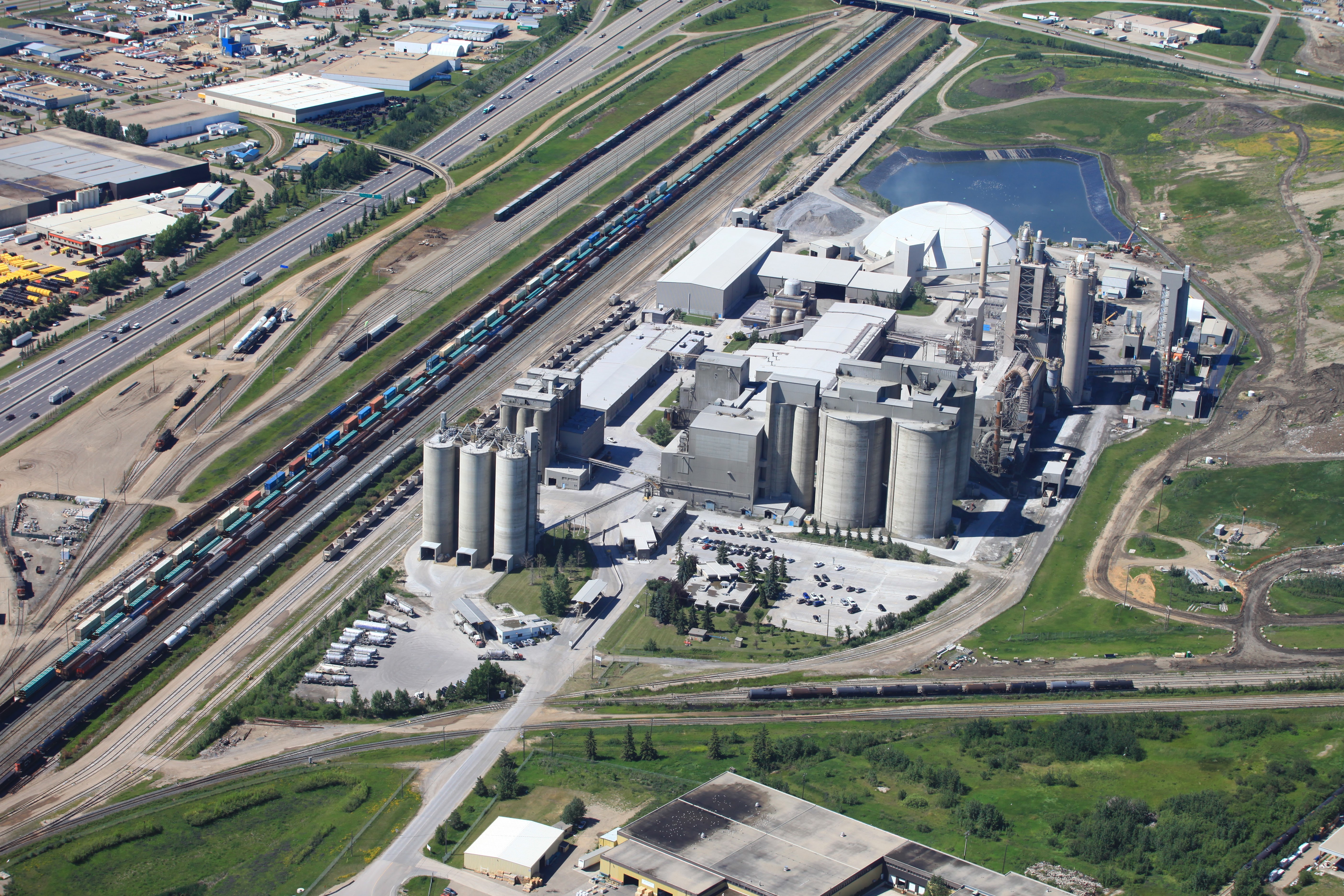 aerial of LehighEdmontonPlant