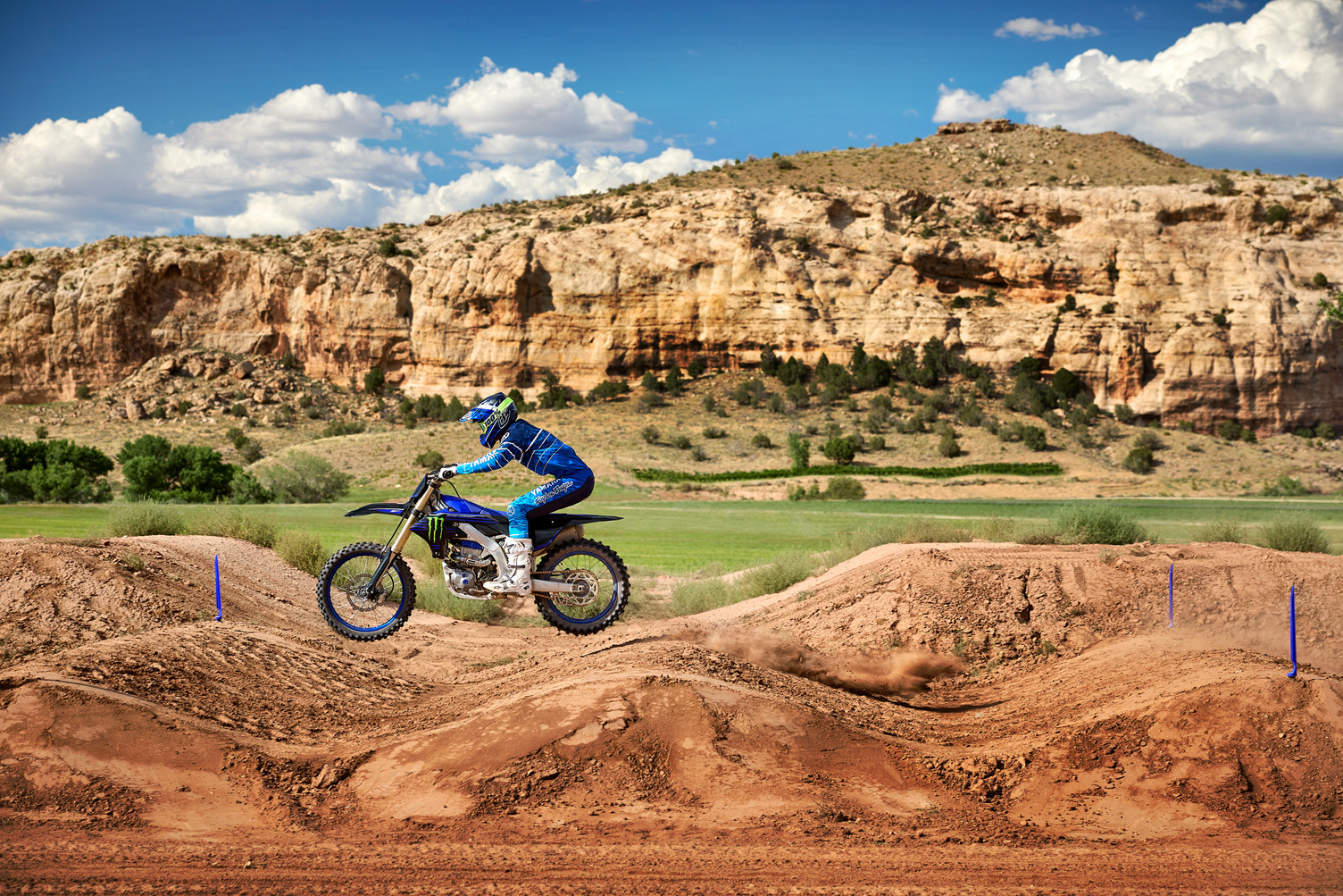 23_YAM_YZ450F Monster Energy_US_YB_ACT_17618_01