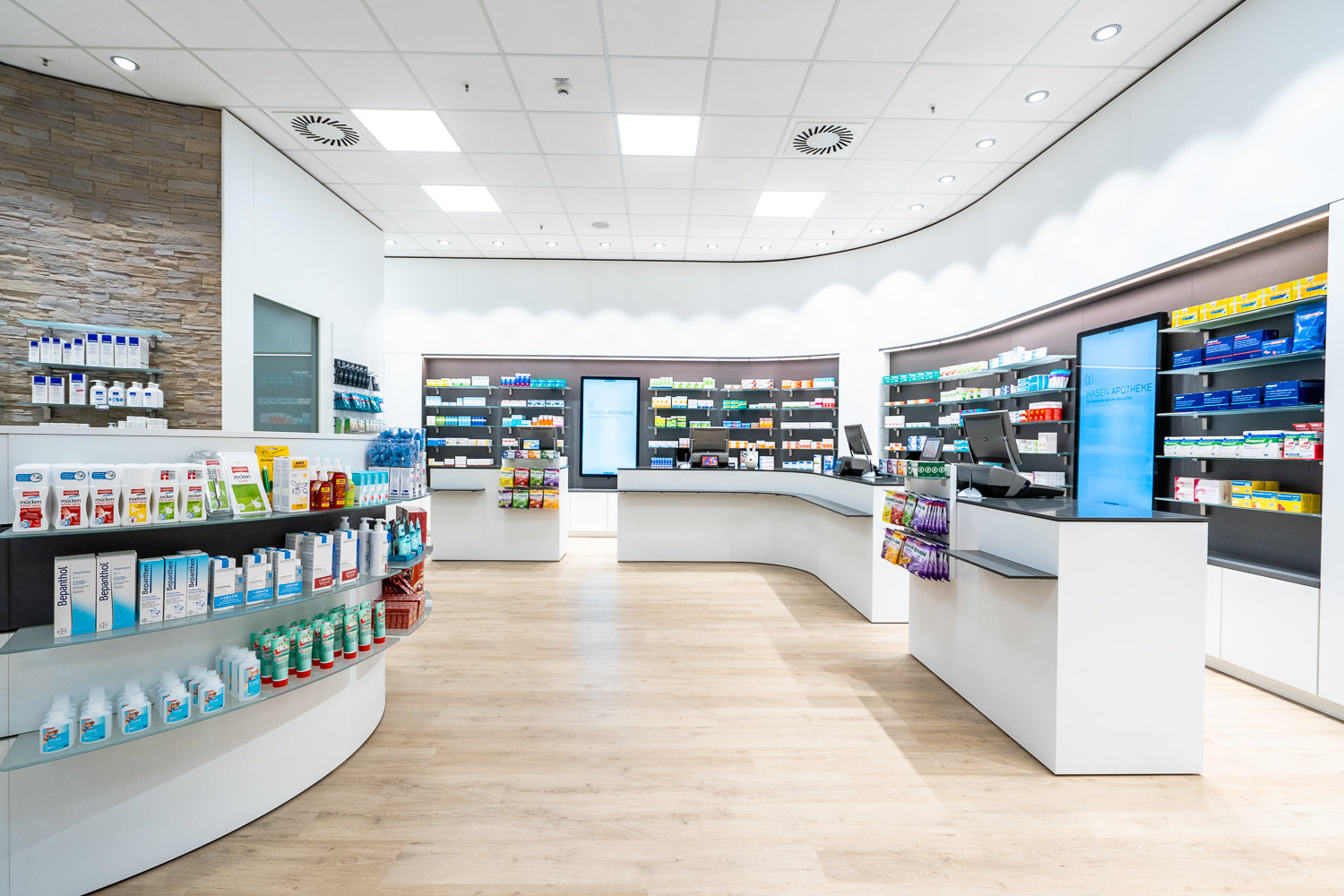 PCCA and KUNESA partnership brings together the leaders in pharmacy compounding and state-of-the-art pharmacy design.