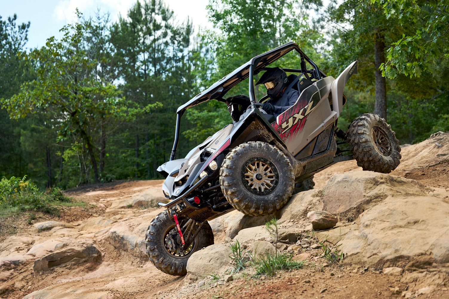 Yamaha Unleashes the 2024 YXZ1000R SS, Redefining Pure