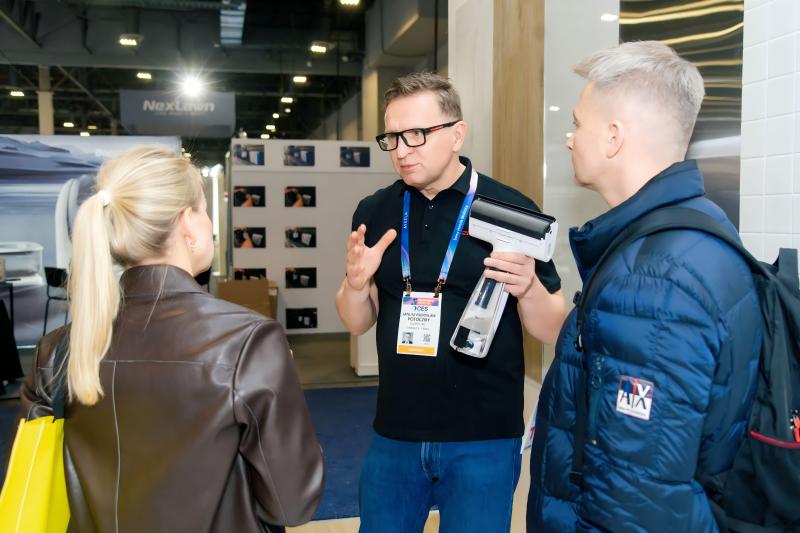 HIZERO Redefines Surface Cleaning at CES 2026 with Breakthrough No-Suction Technology and Multi-Surface Innovations