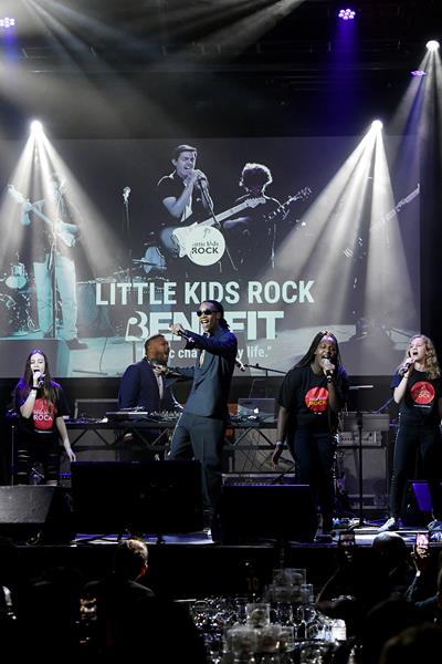 Wiz Khalifa Performing with Little Kids Rock Students