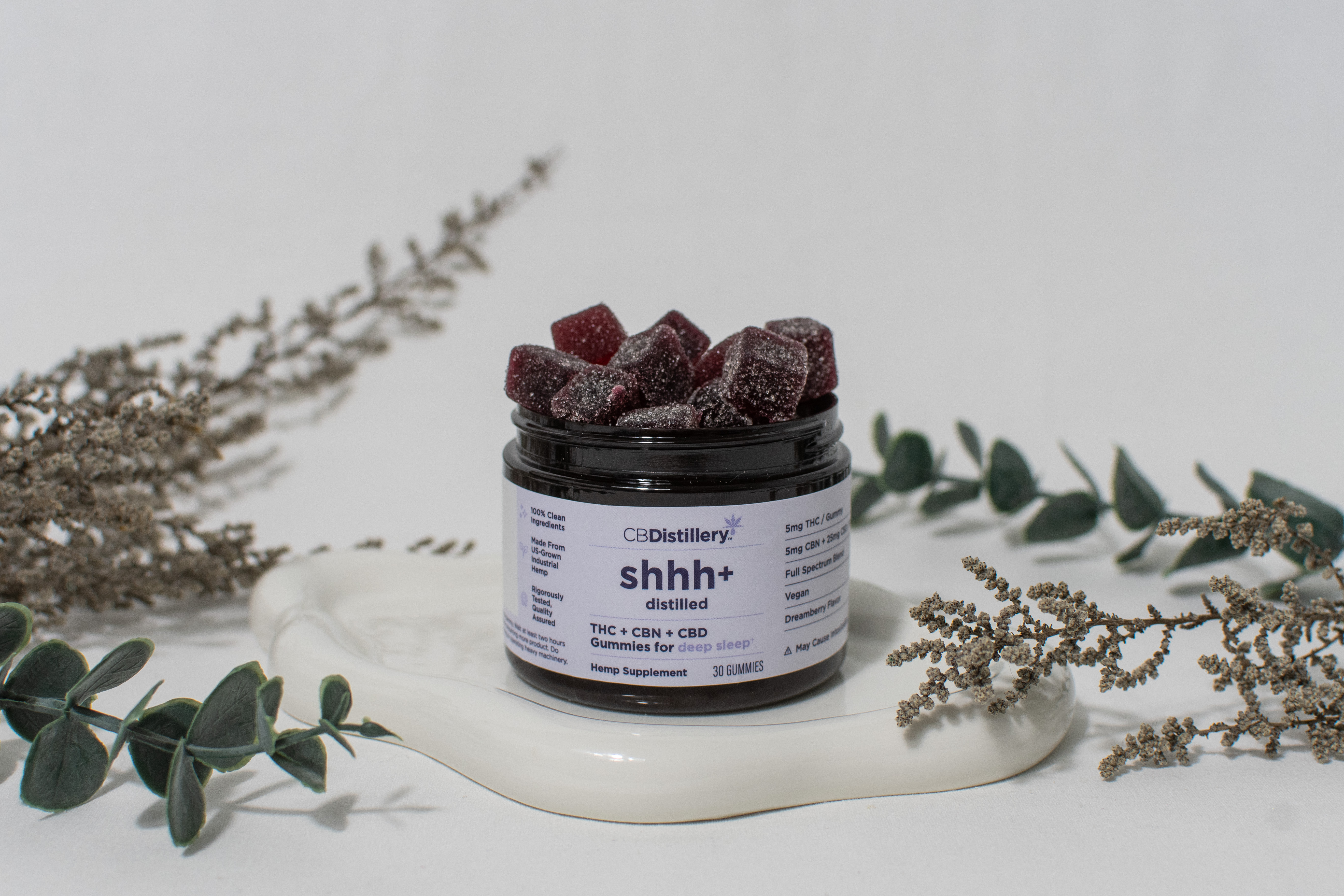 CBDistillery’s shhh+ Distilled THC+CBN Deep Sleep Gummies help users to achieve better-quality rest, fall back to sleep during the night and wake up feeling refreshed.