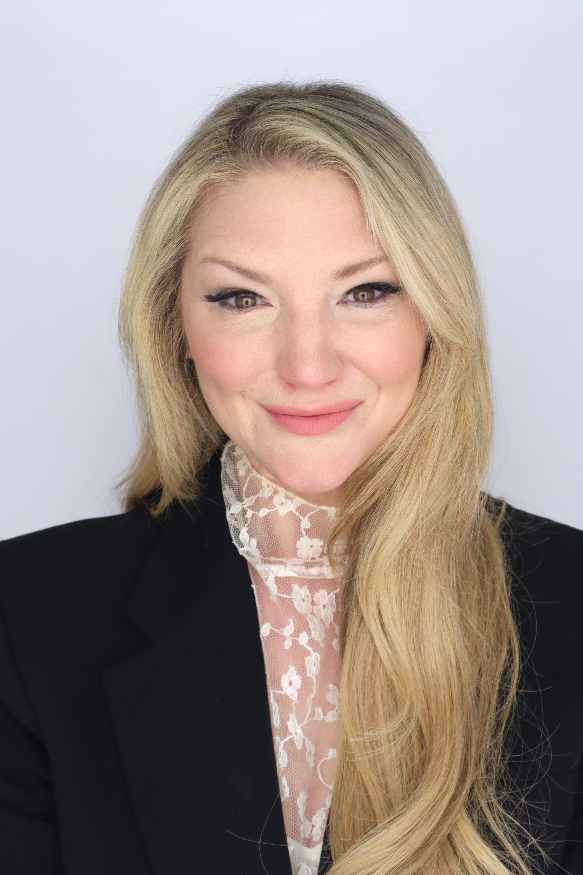 Rezolve Ai Accelerates U.S. Expansion and Announces Appointment of Former Microsoft Executive Elizabeth Lachhar to Lead National Sales Rollout