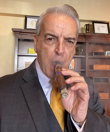 Ambassador Fine Cigars to Brand its Flagship Location Into El Septimo Lounge & Bar