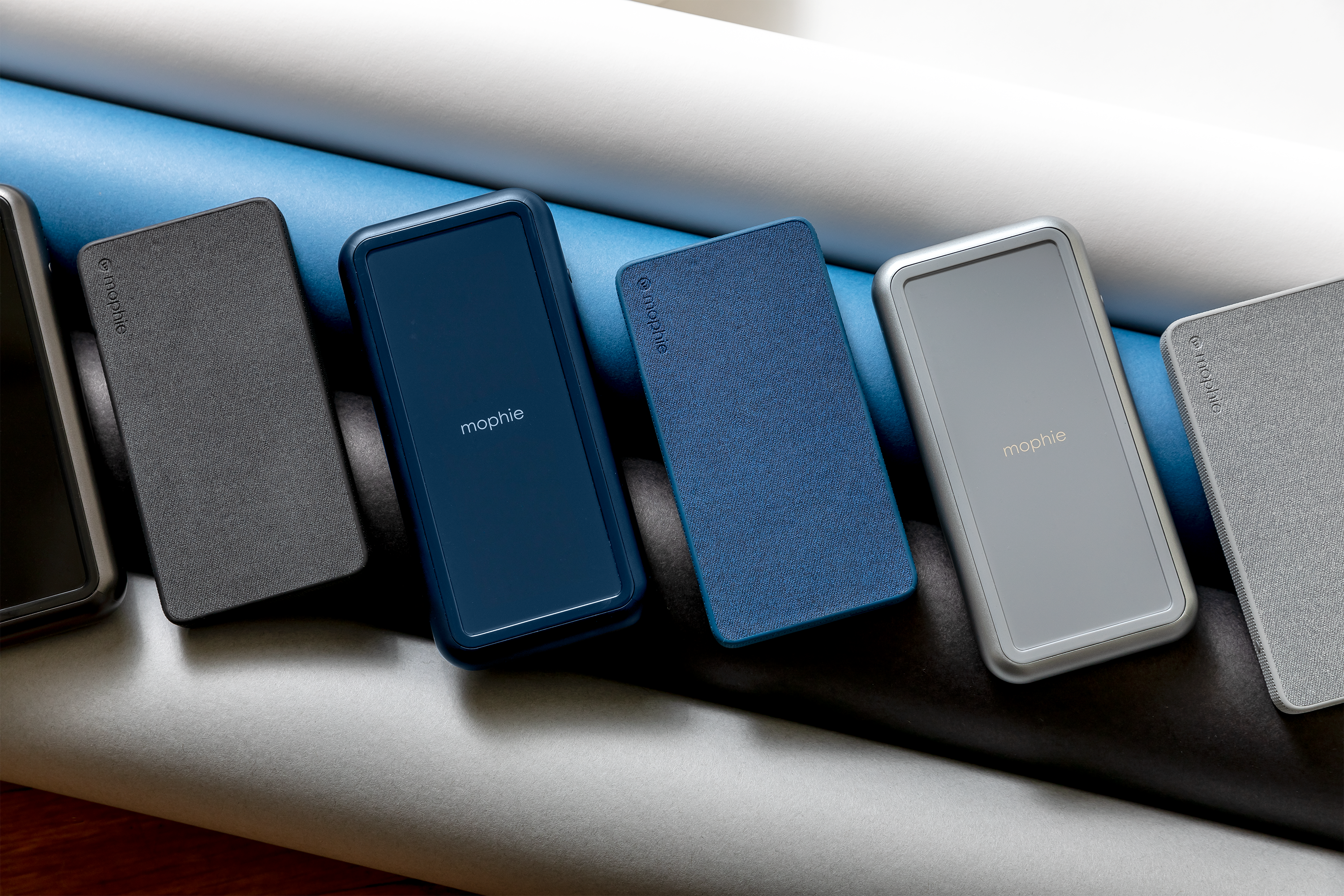 mophie powerstation - Blue - Apple (UK)