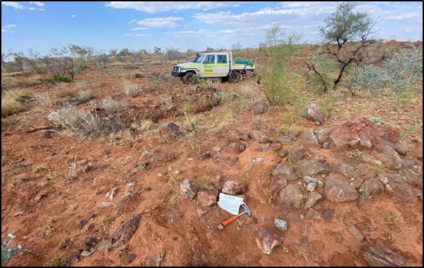 Figure 1: Novo's rock chip sample W19909 at Sherlock Crossing, showing the subcrop in the area covered with flood plain sediments. Results include 1.71 g/t Au and 592 ppm Sb.