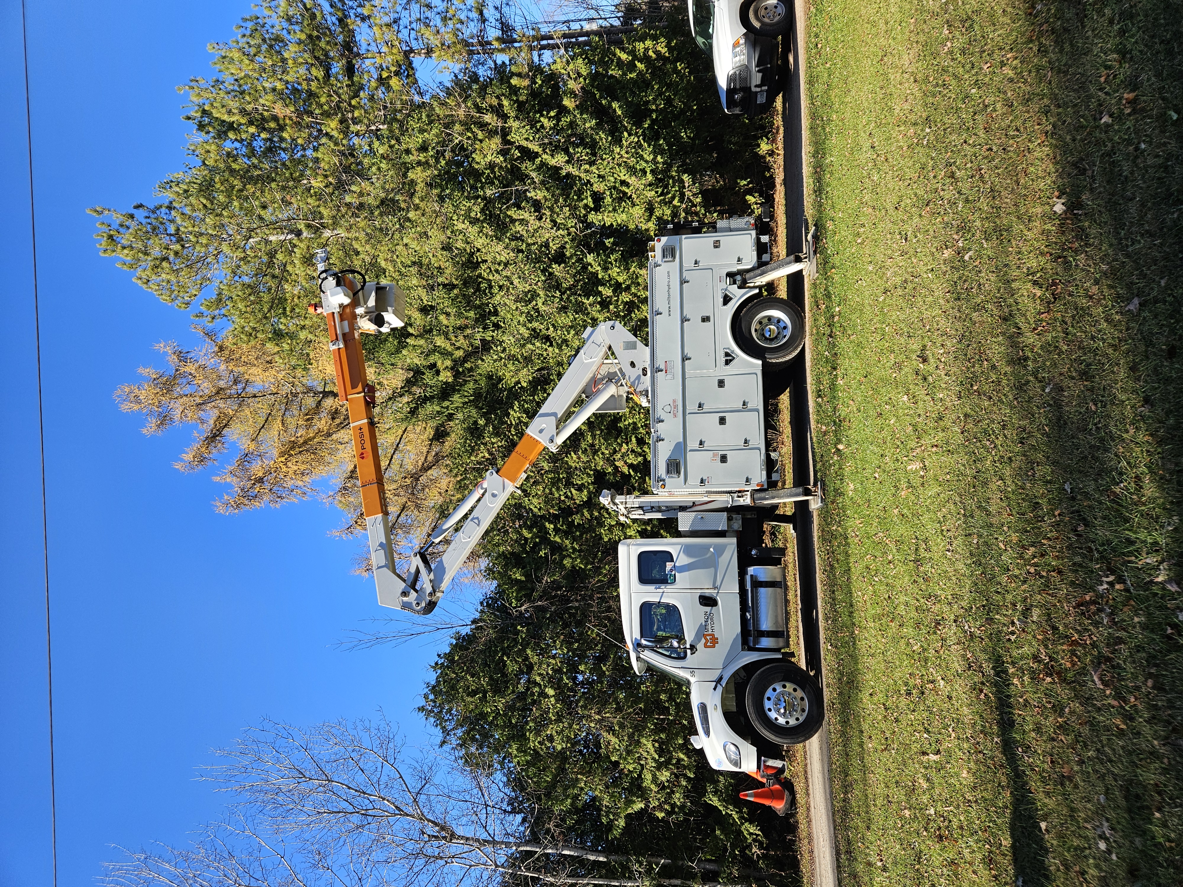 Milton Hydro Retrofitted Bucket Truck