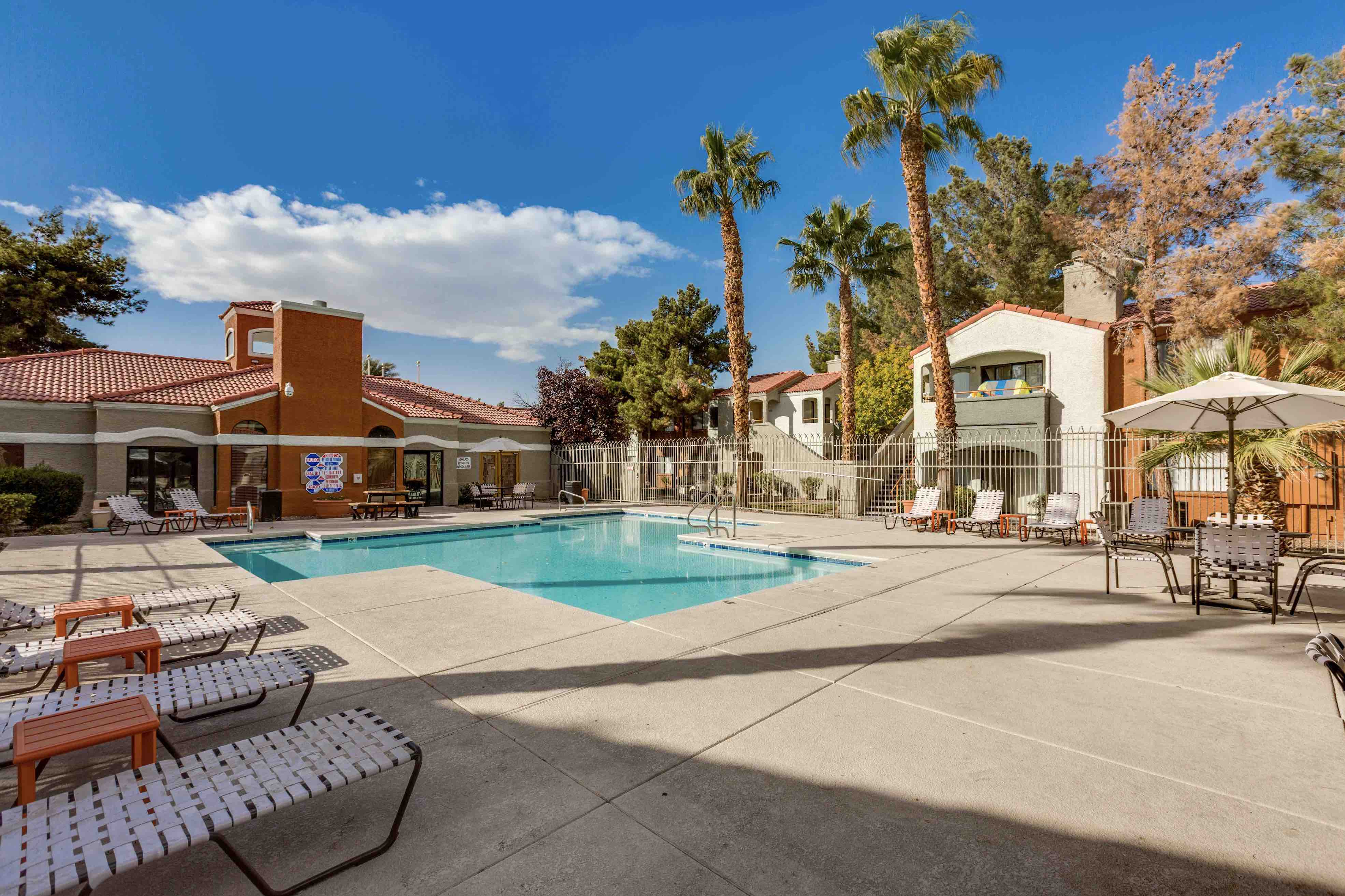 Continental Realty Advisors Stonegate Apartments Las Vegas