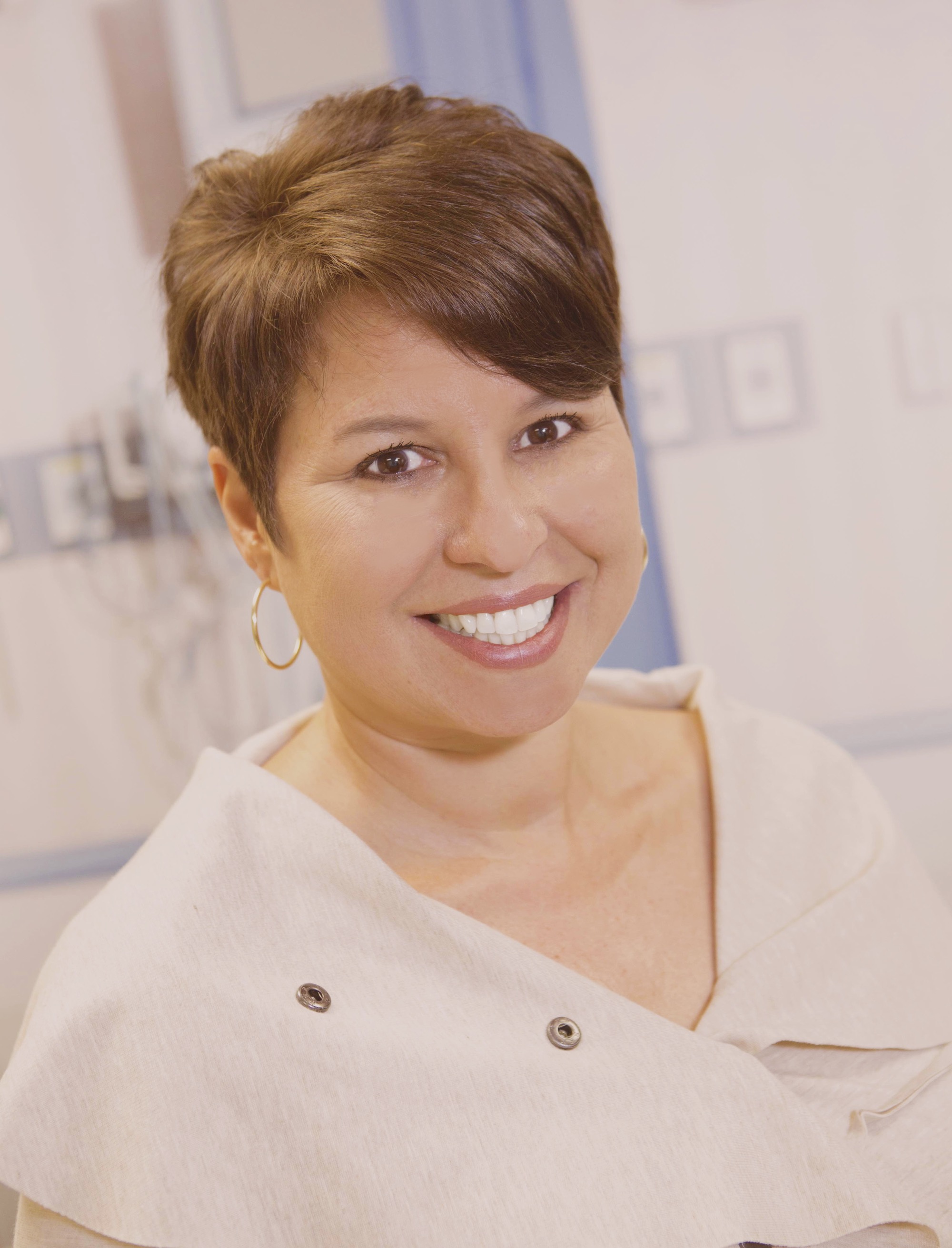 Dr. Laura Gonzalez, Ph.D., APRN, CNE, CHSE-A, ANEF, FAAN has been named as Vice President of Clinical Learning Resources. 