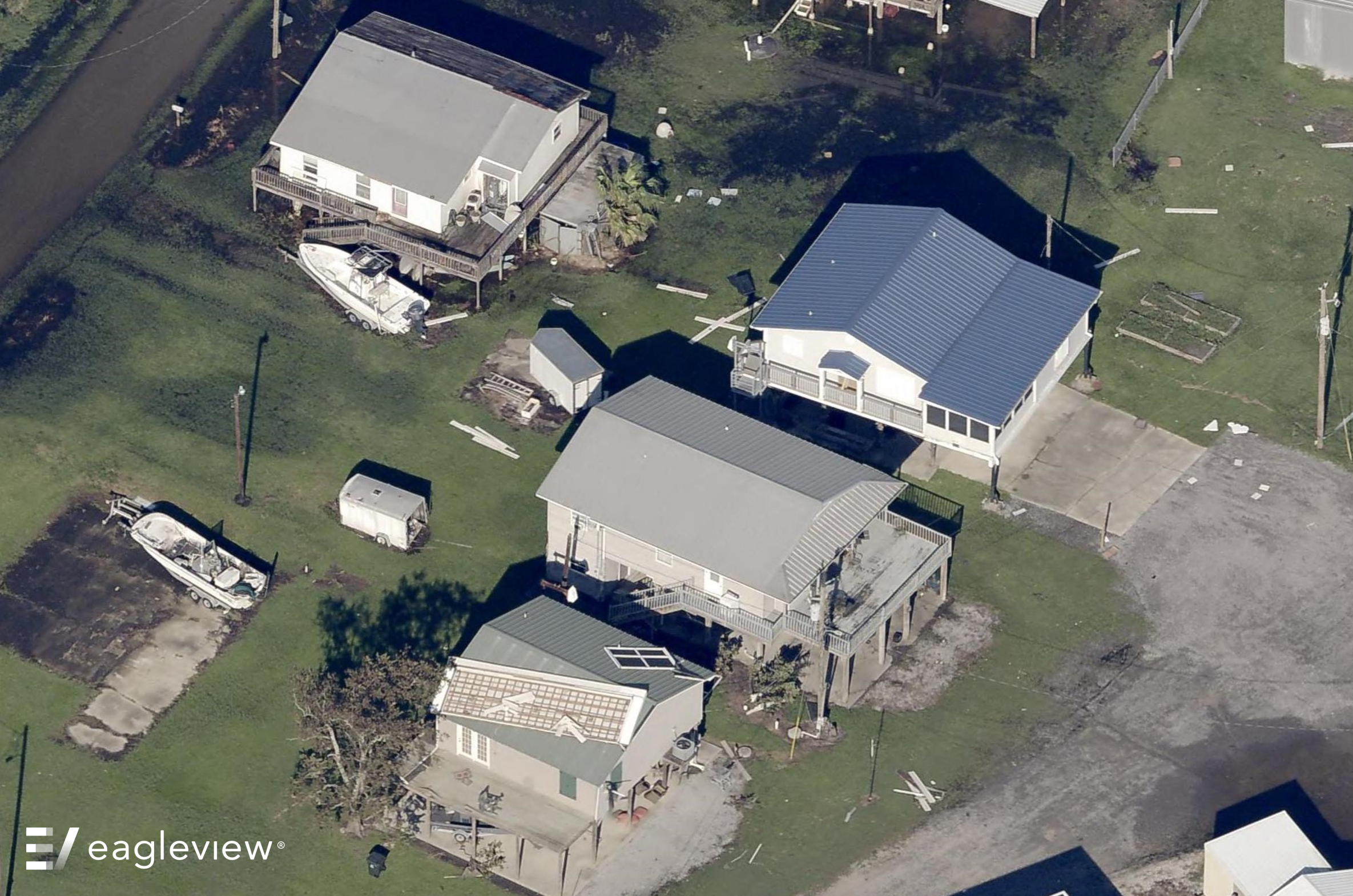 EagleView’s 1-inch GSD oblique image shows damage caused by Hurricane Francine