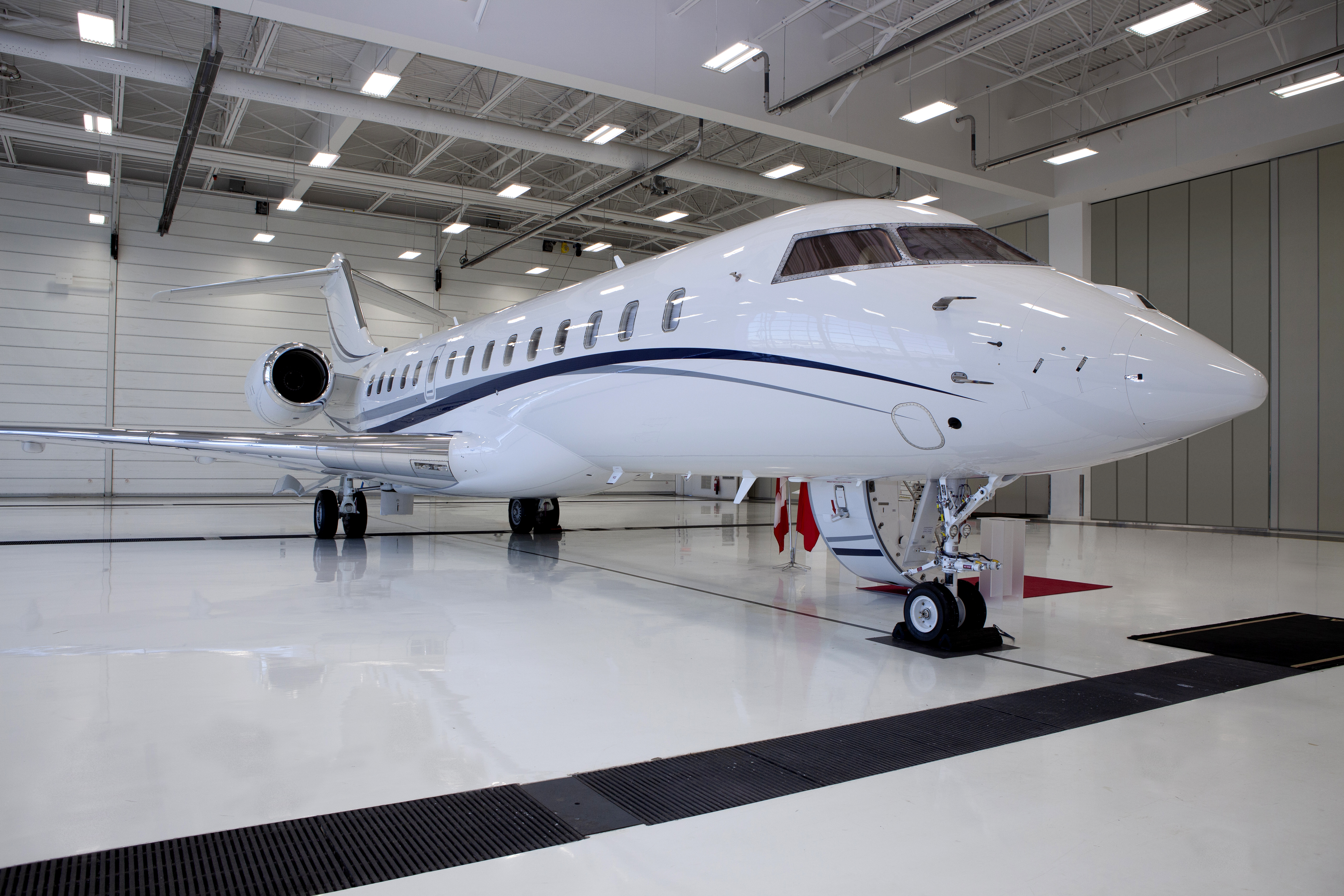 Bombardier célèbre la livraison d’un premier avion Global 6500 à HK Bellawings Jet Limited de Hong Kong 