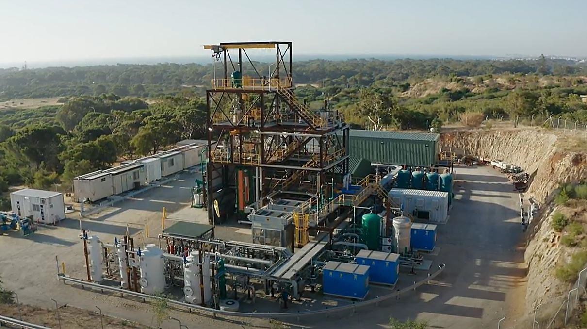 Hazer Achieves First Hydrogen and Graphite at Commercial Demonstration Plant