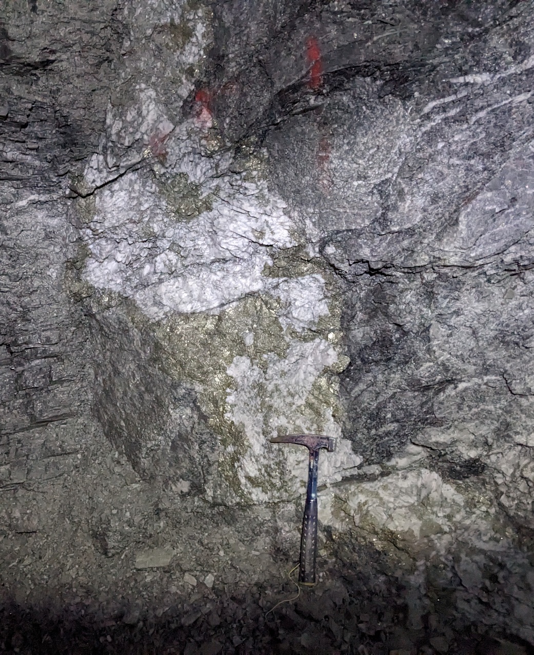 Visible sulfide mineralization within the bulk sample stope area development. 