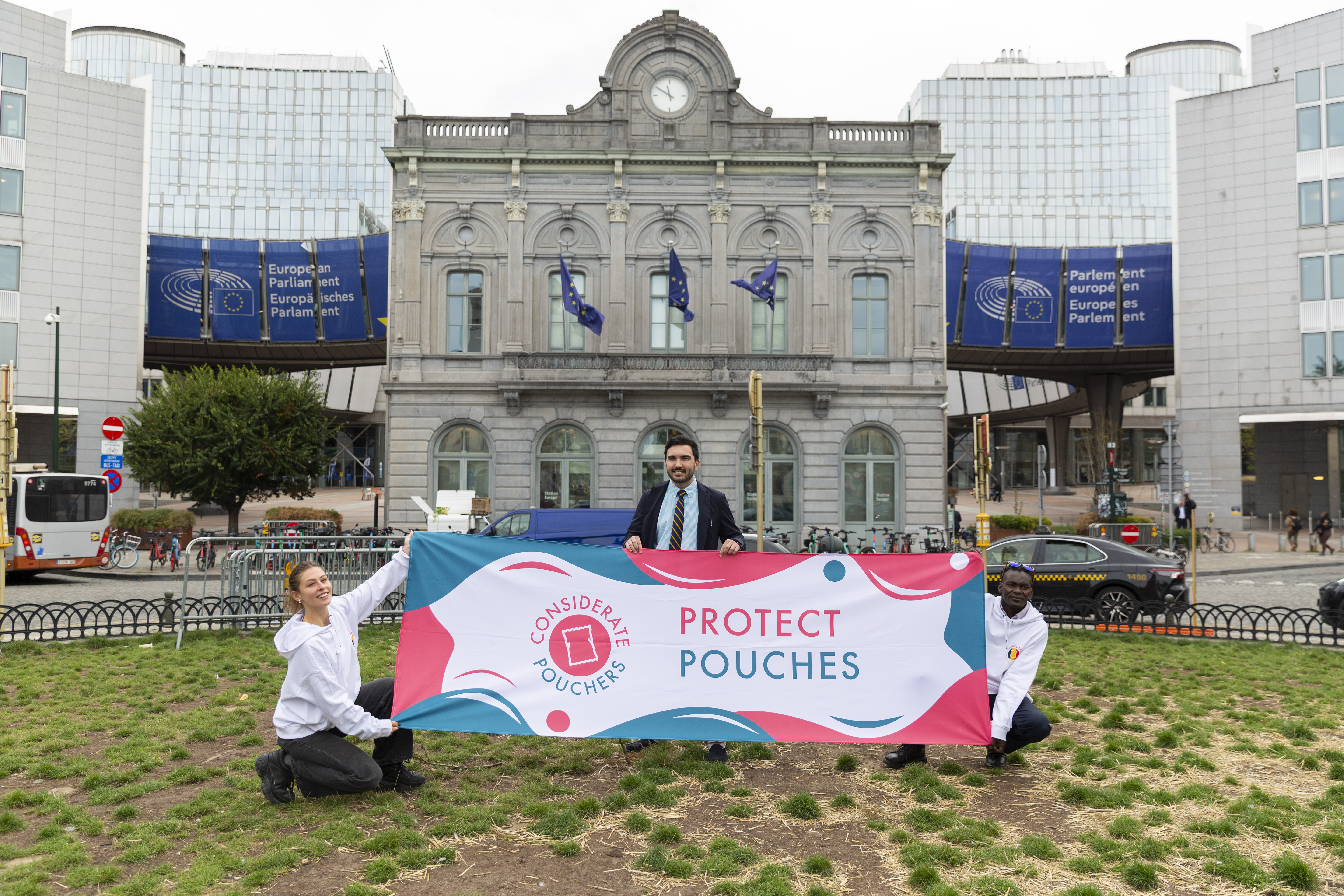 Considerate pouches in Brussels