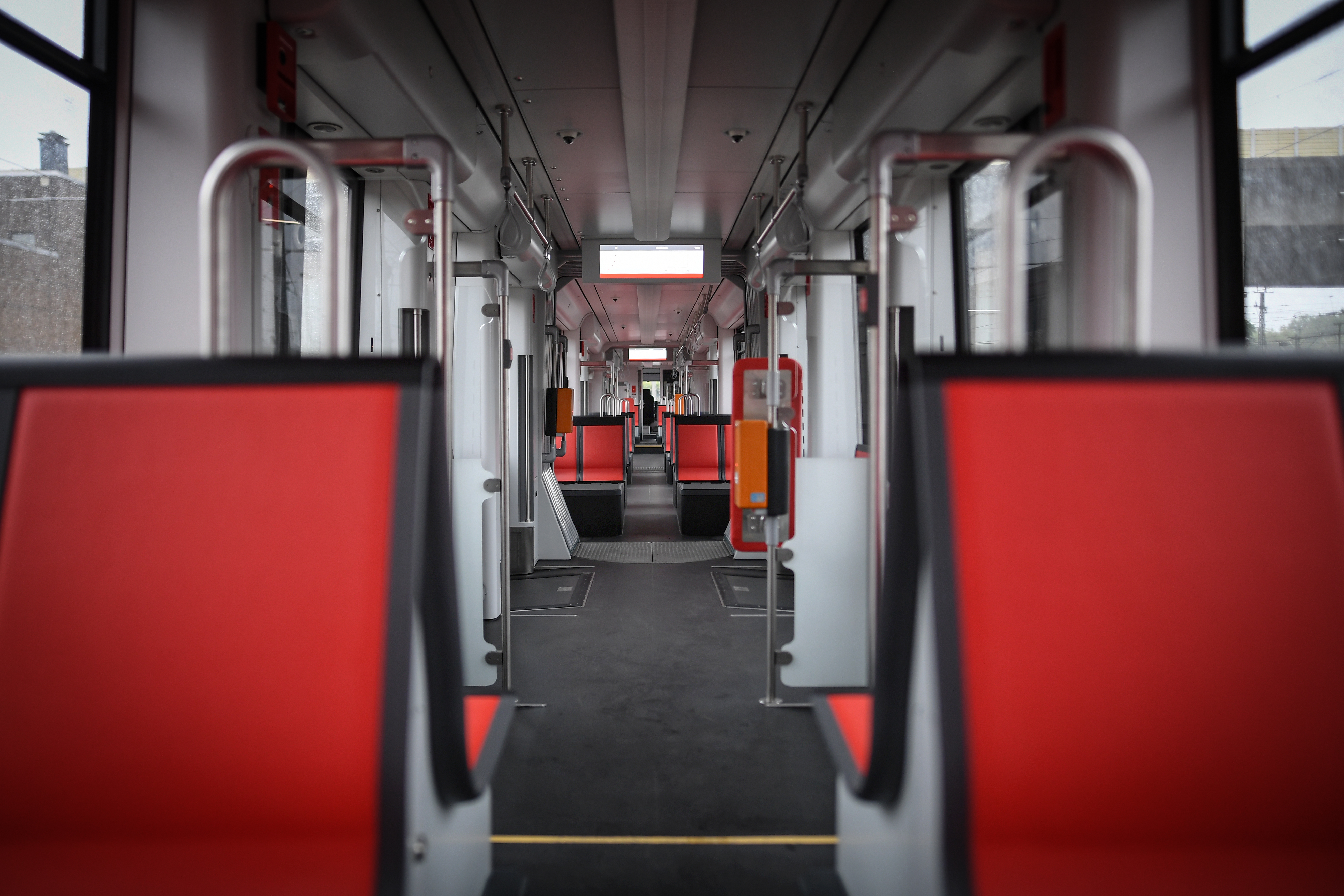 Innenansicht der FLEXITY-Straßenbahn