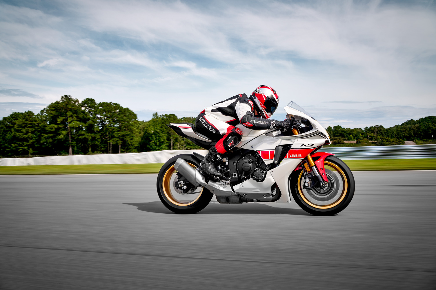 2022 YZF-R1 World GP 60th Anniversary Edition