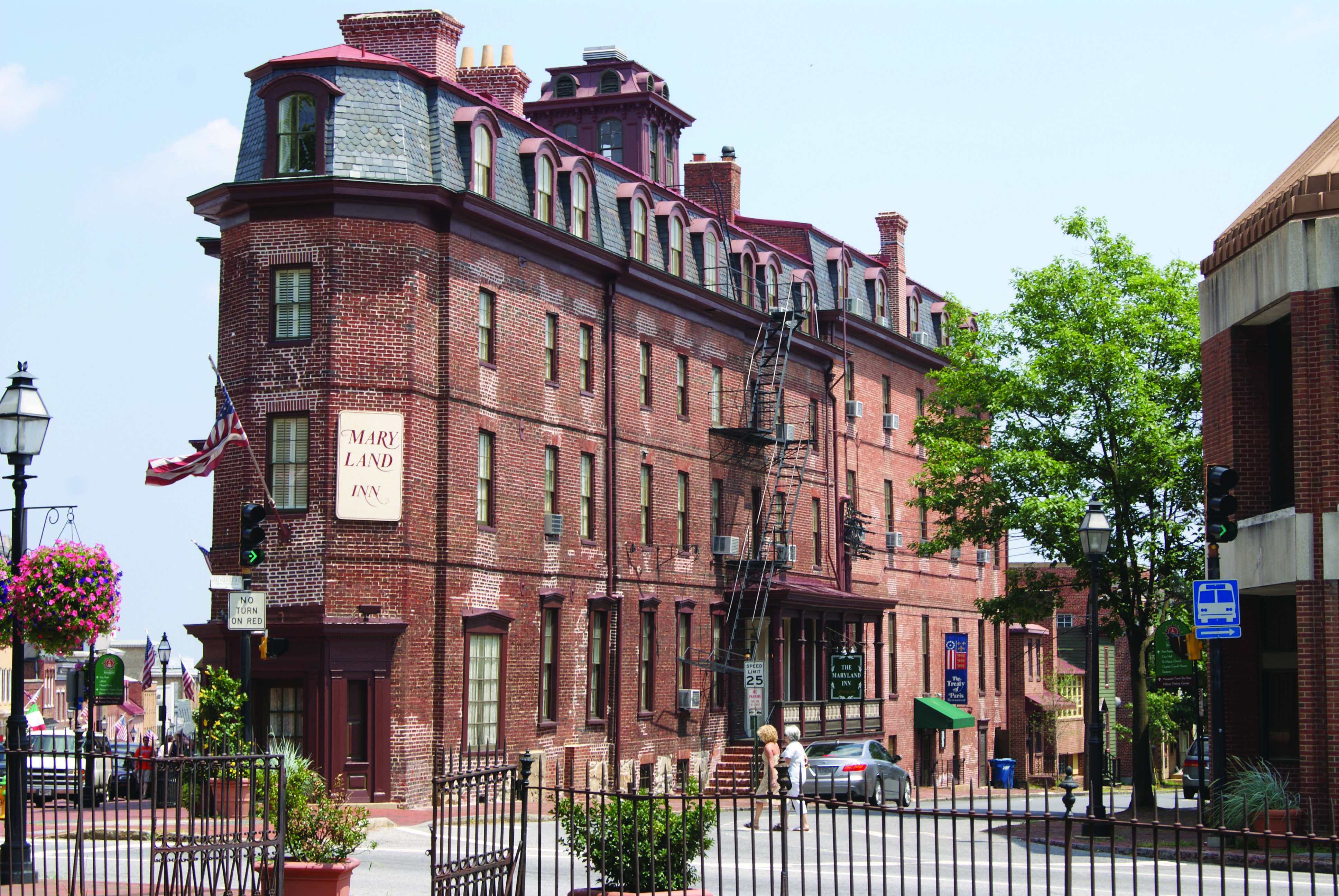 Maryland Inn Exterior